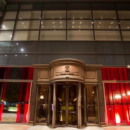 Palais De Chine Hotel Taipei Esterno foto Entrance of the hotel