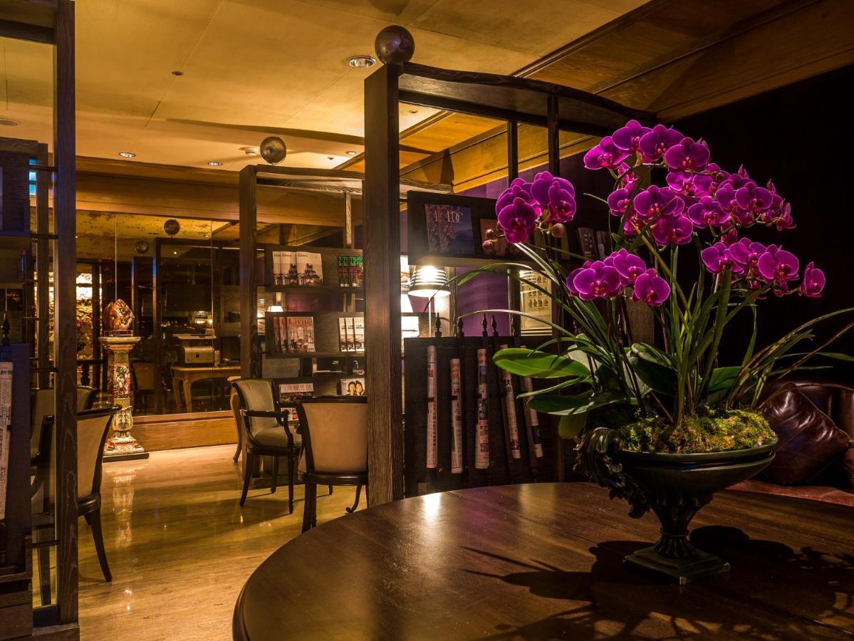 Palais De Chine Hotel Taipei Esterno foto The lobby of the hotel