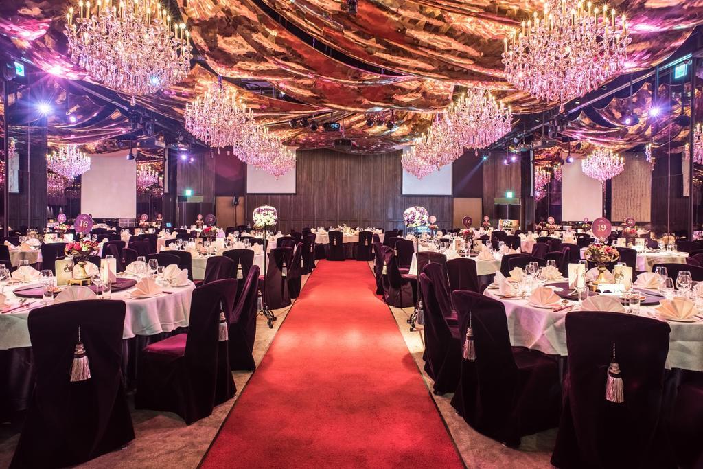 Palais De Chine Hotel Taipei Esterno foto The ballroom of the hotel